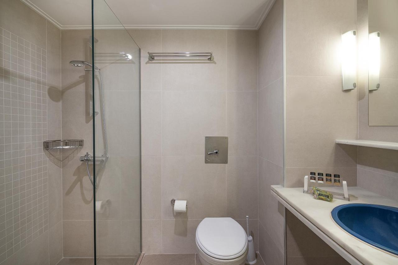 Standard Apartment mit 2 Schlafzimmern und seitlichem Meerblick