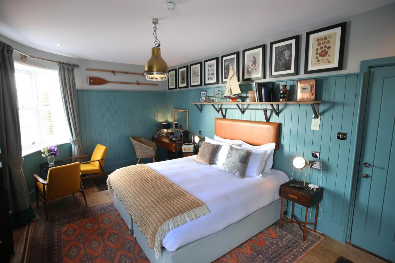 Deluxe Double Room with Shower