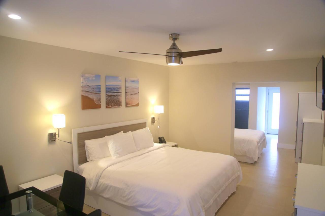 Deluxe King Suite