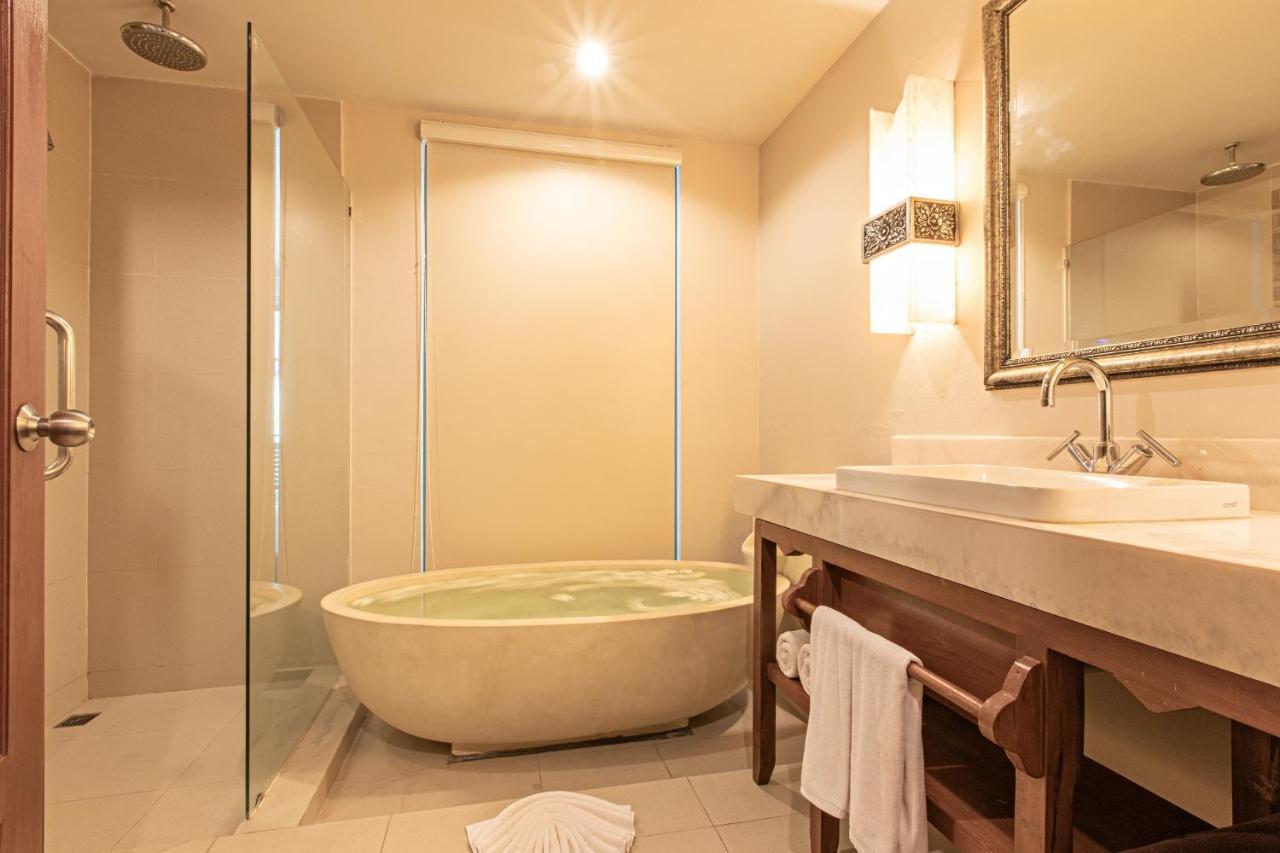 Habitación Doble Superior con vistas a la piscina - 1 o 2 camas