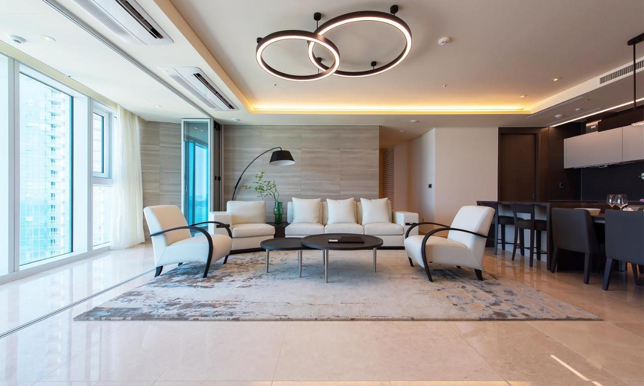Suite with Beach View