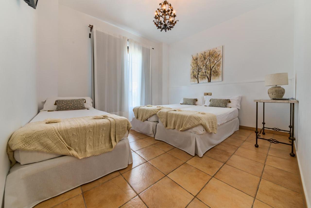 Triple Room,1008533401:JPEG
