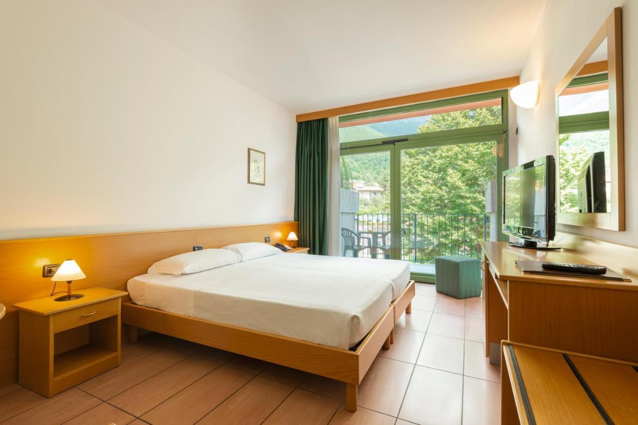 Double Room Mountain View