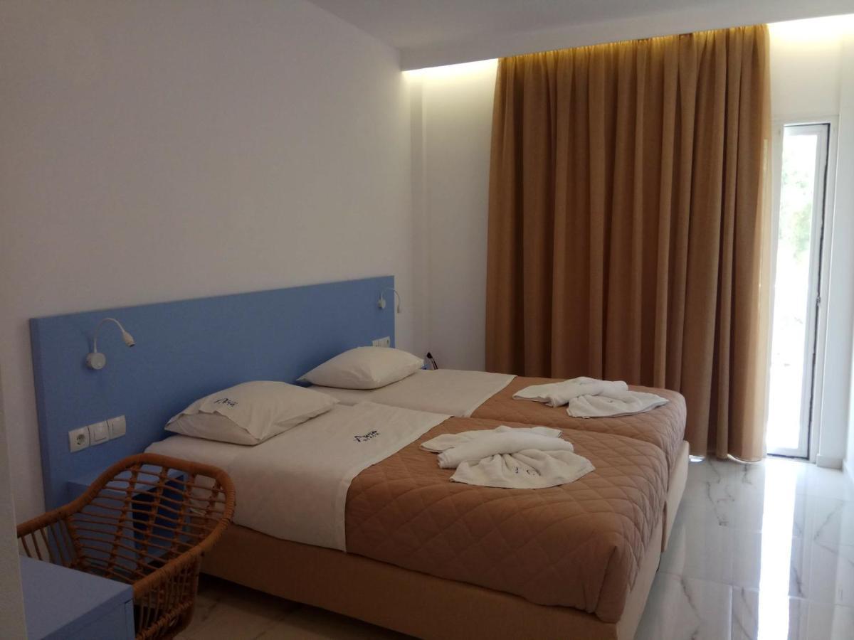 Deluxe Double or Twin Room Garden View