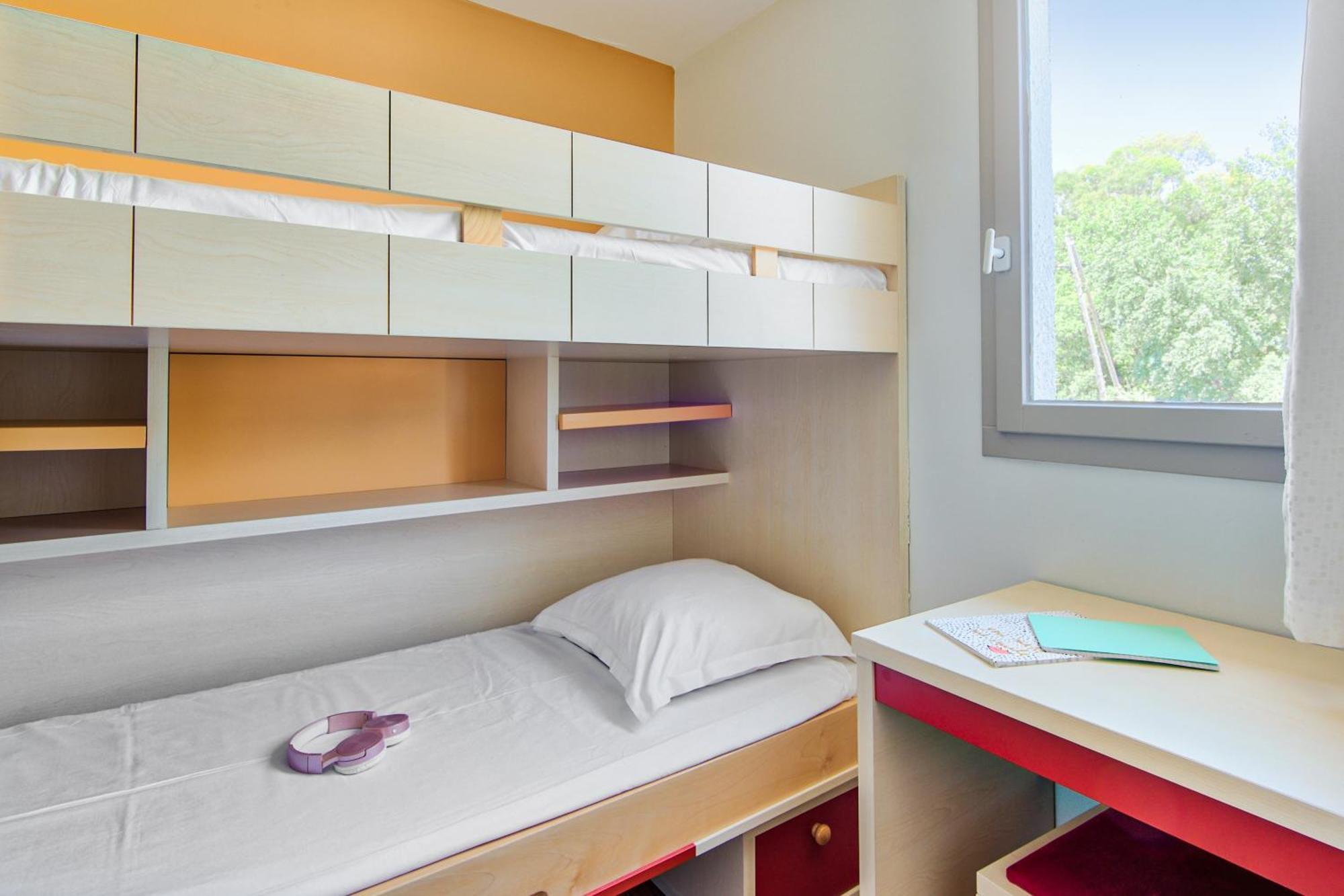 Studio with Sleeping Alcove and Terrace or Balcony (4 People)