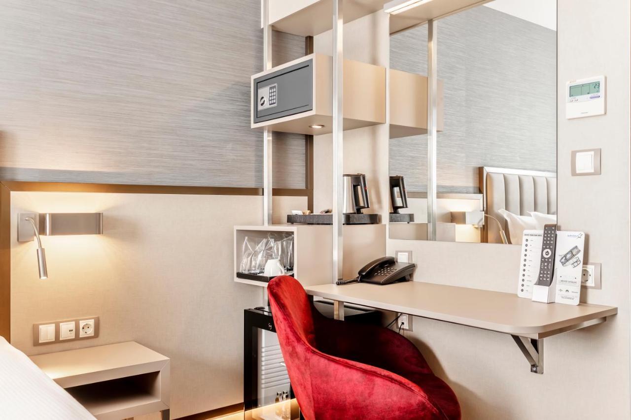 Grote Kamer met 2 Bedden