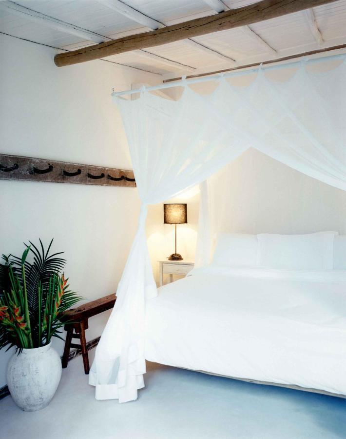 Two-Suite House – Zé e Zilda UXUA