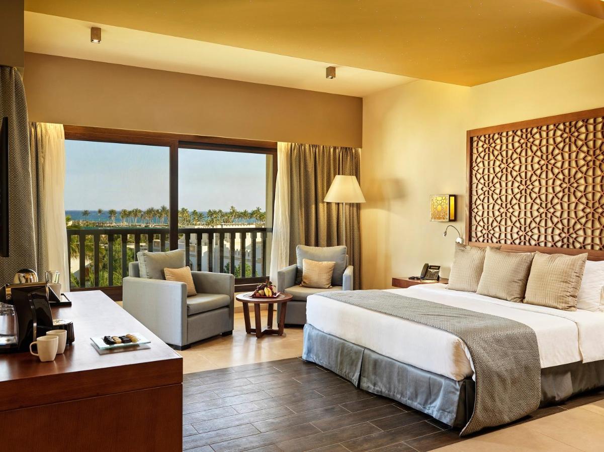 Family Room Lagoon With Aqua Park Entrance