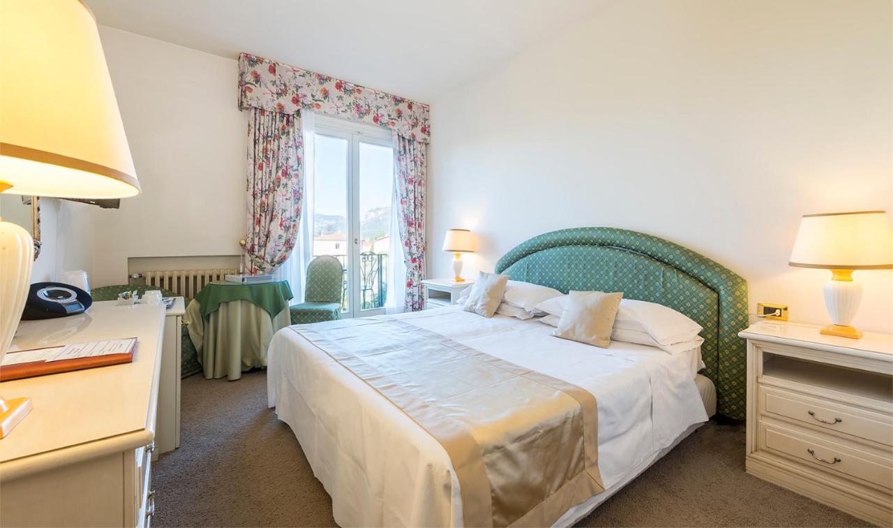 Standard Double or Twin Room with  Landscape