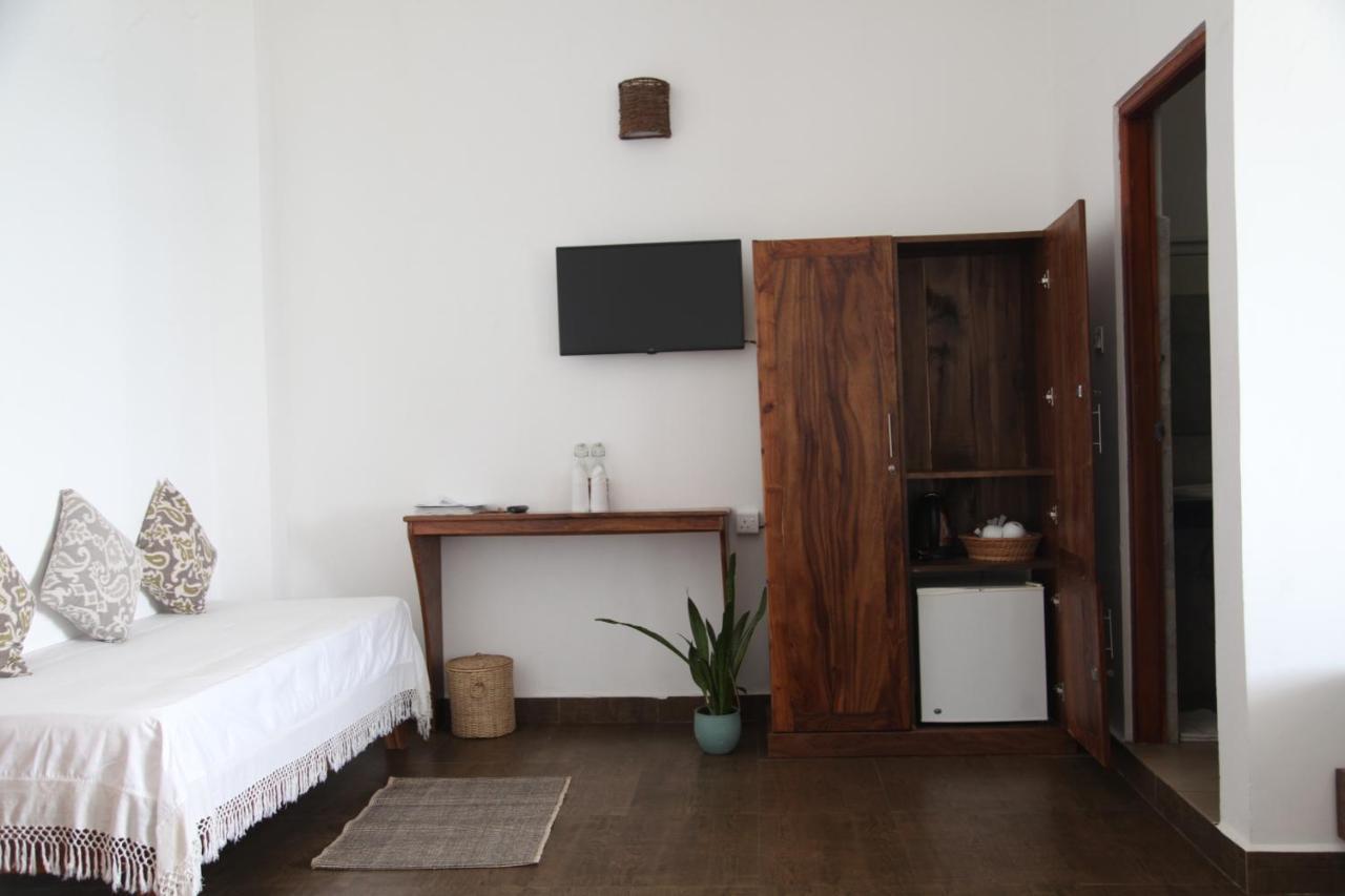 Deluxe tweepersoonskamer met balkon en uitzicht op zee