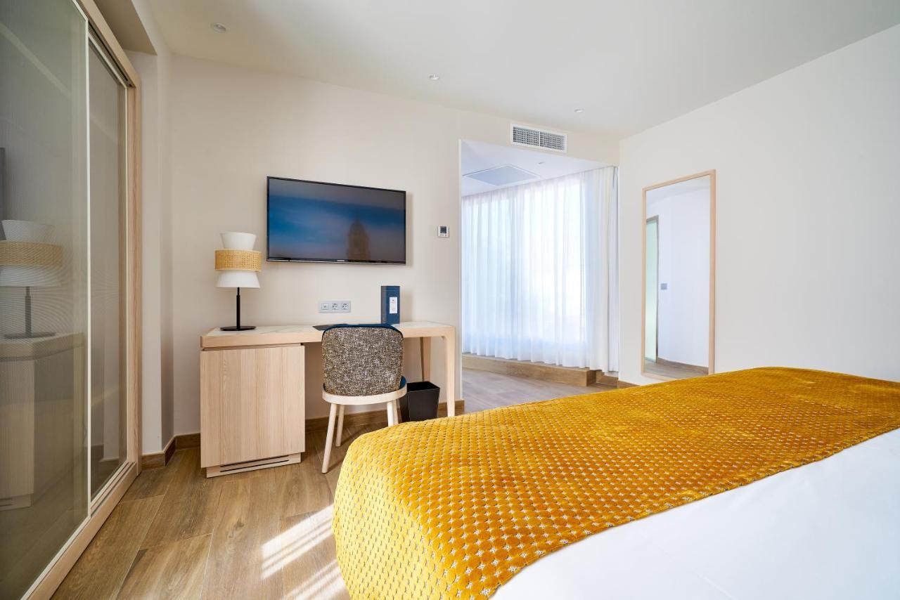 Zweibettzimmer mit Zustellbett