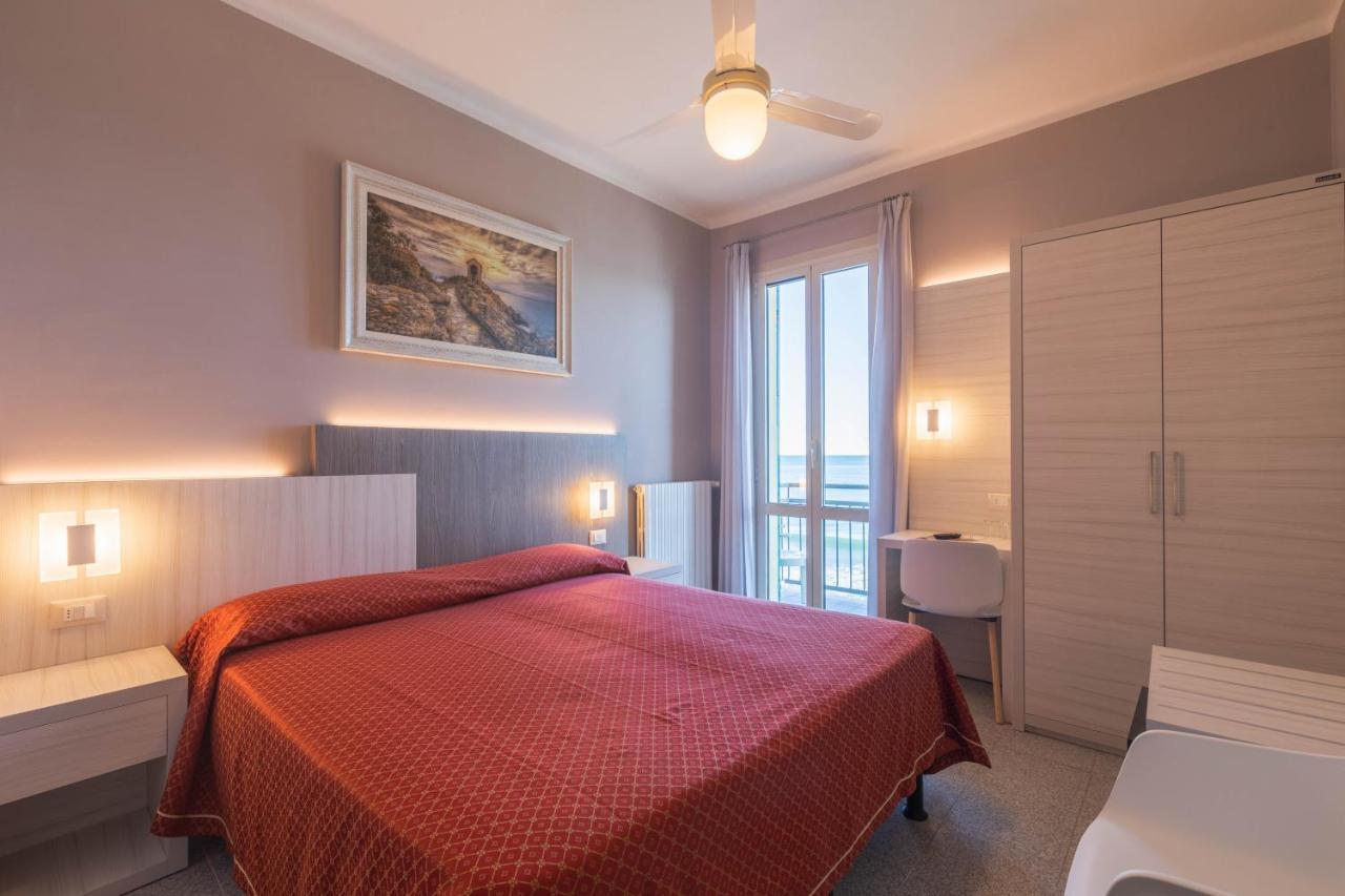 Doppelzimmer mit Meerblick