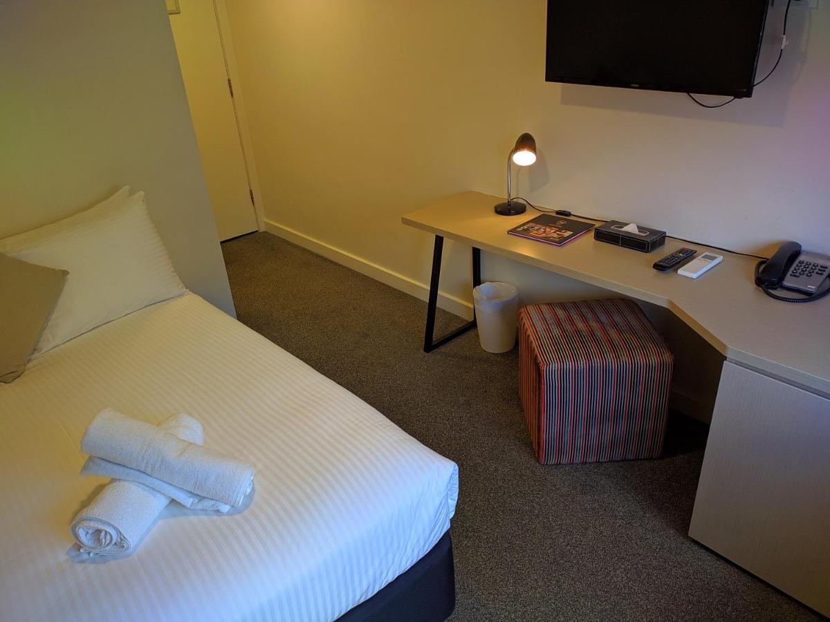 Small Room with Double Bed
