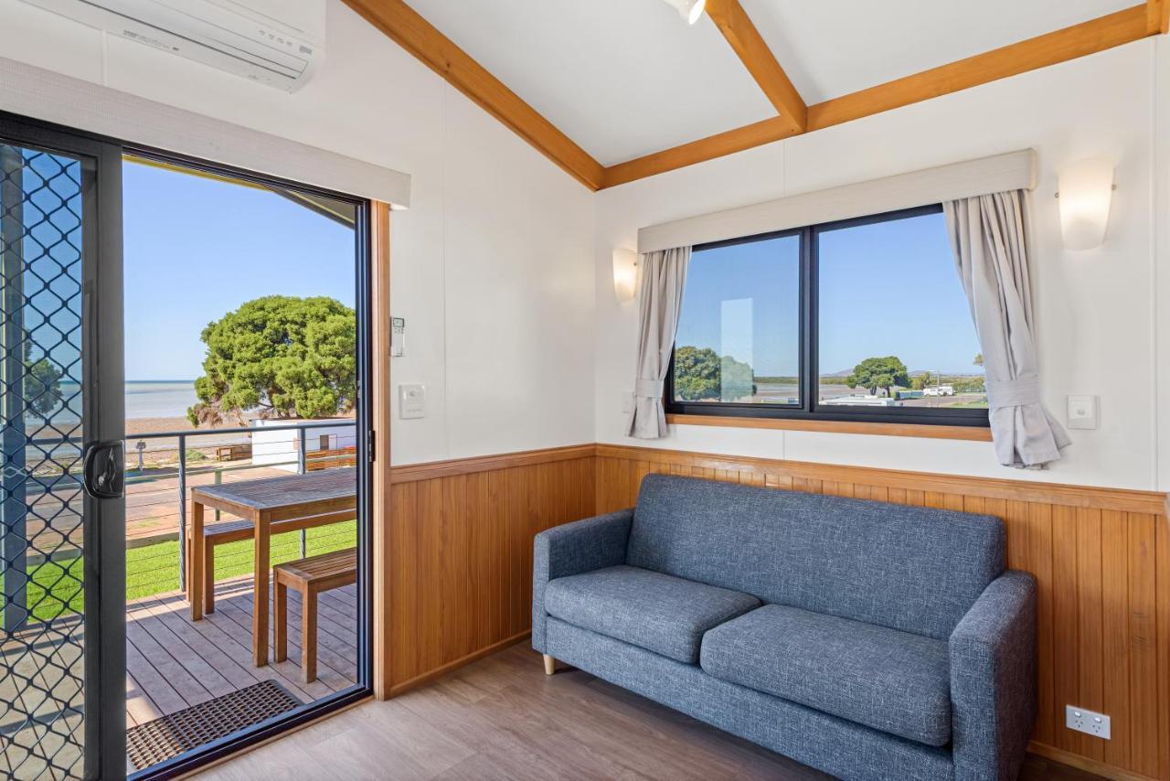 Superior 2 Bedroom Seaview Cabin – Sleeps 4