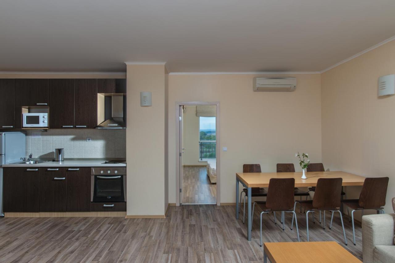 Three-Bedroom Apartment Sea View