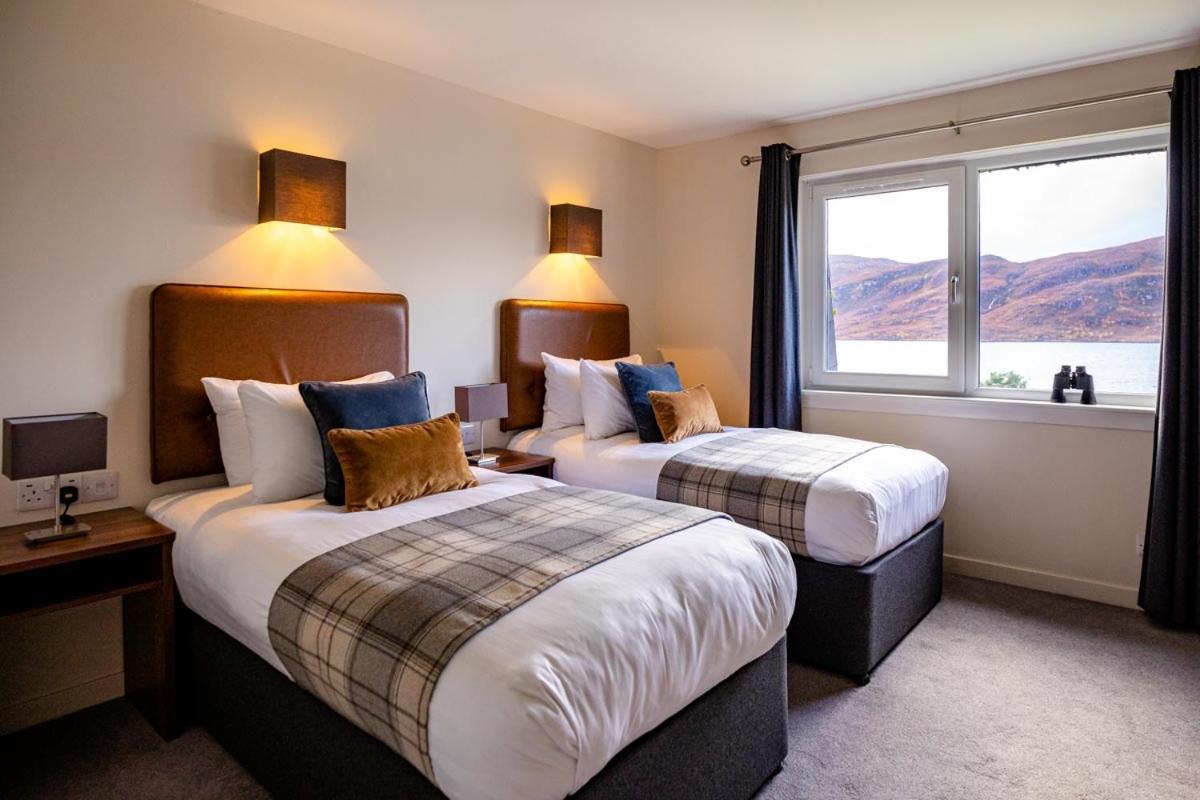 Superior Twin Room with Loch View