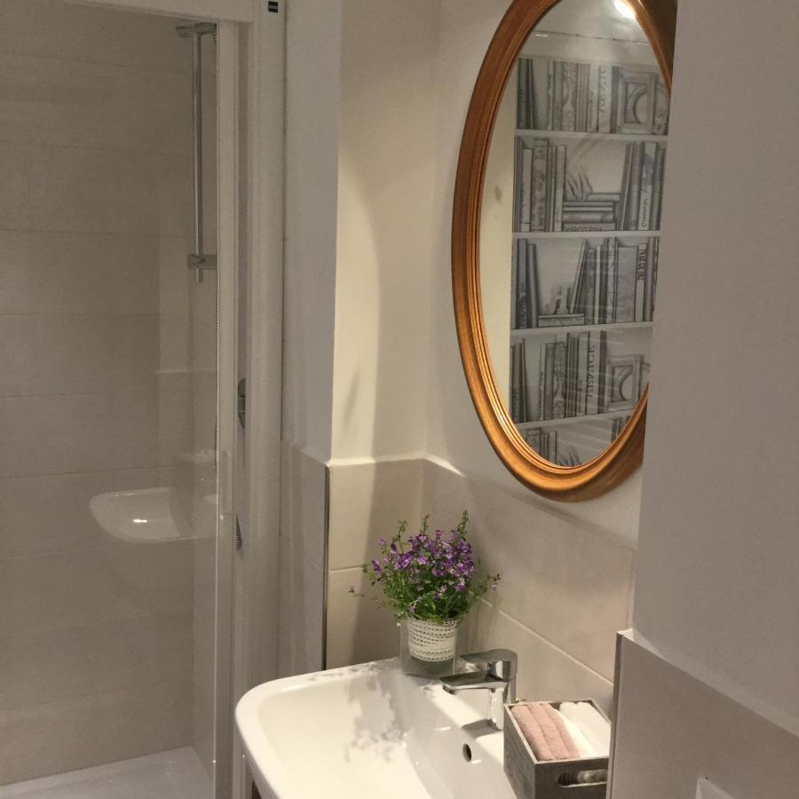 Deluxe Room,1033185371:JPEG