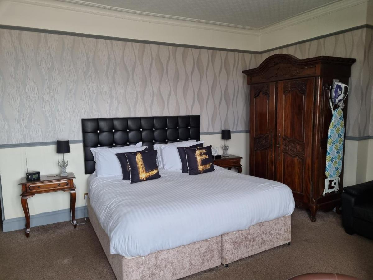 Luxury Suite with Estuary View - No Pets