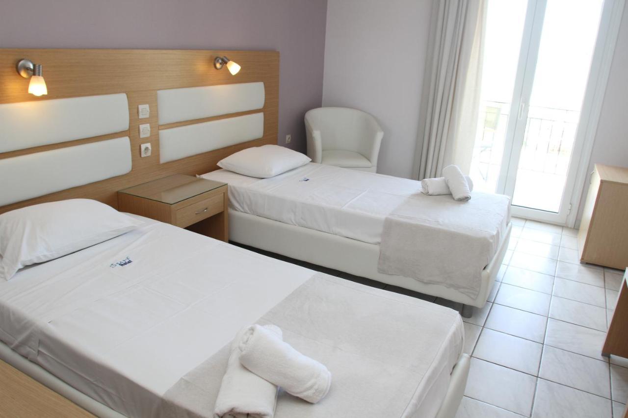 Doppel-/Zweibettzimmer mit Meerblick