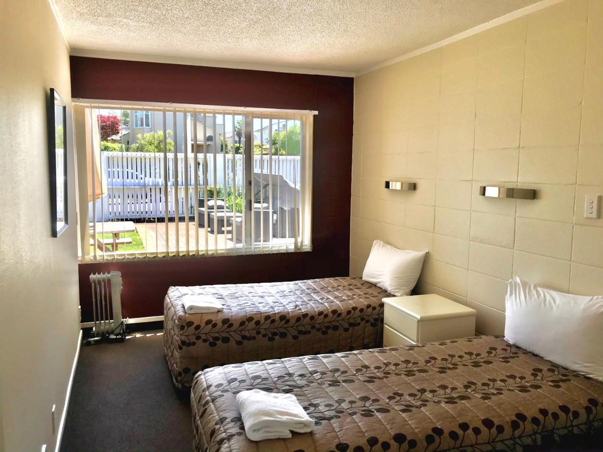 One-Bedroom Apartment Street View