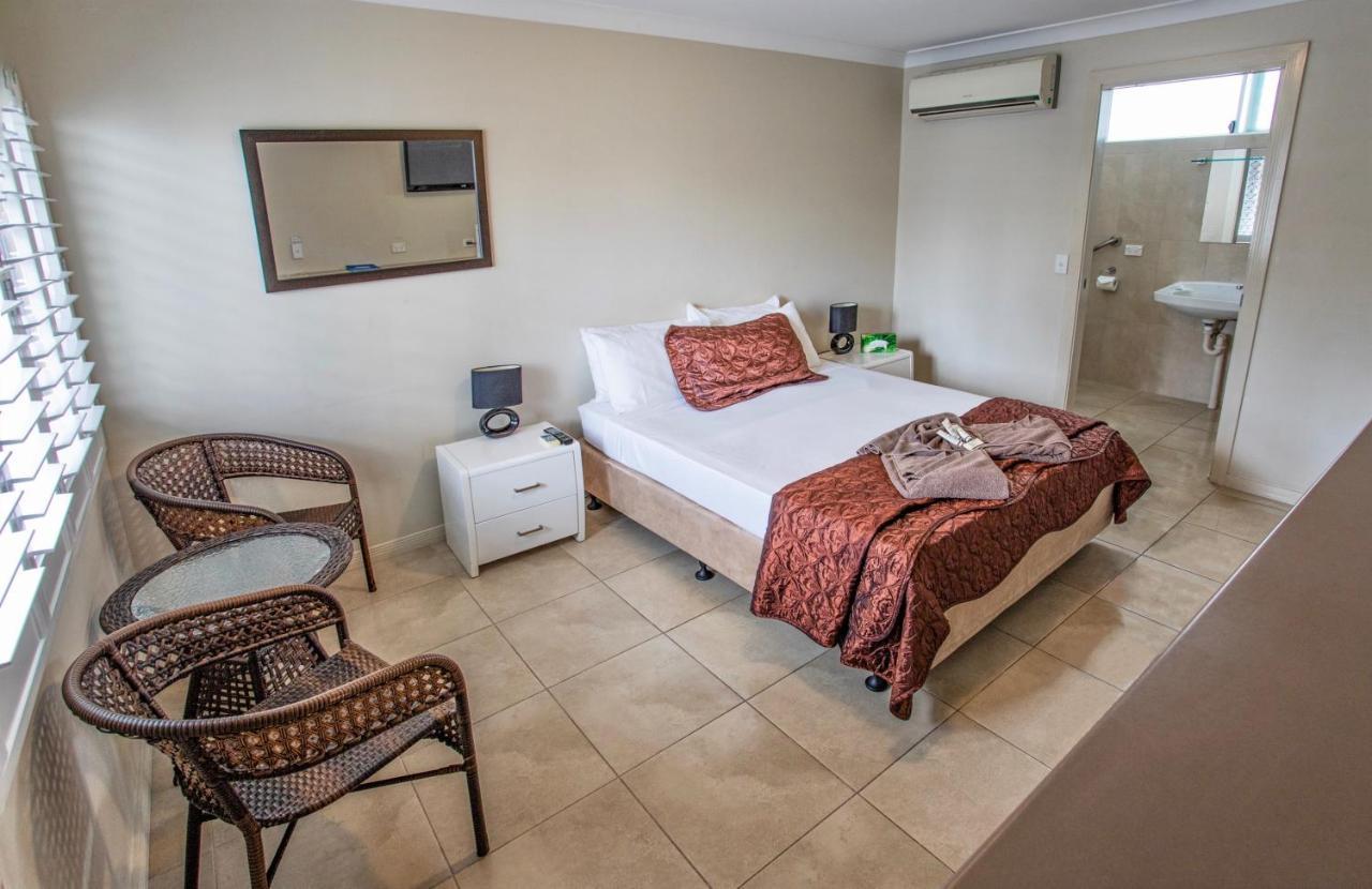 Standard Queen Room