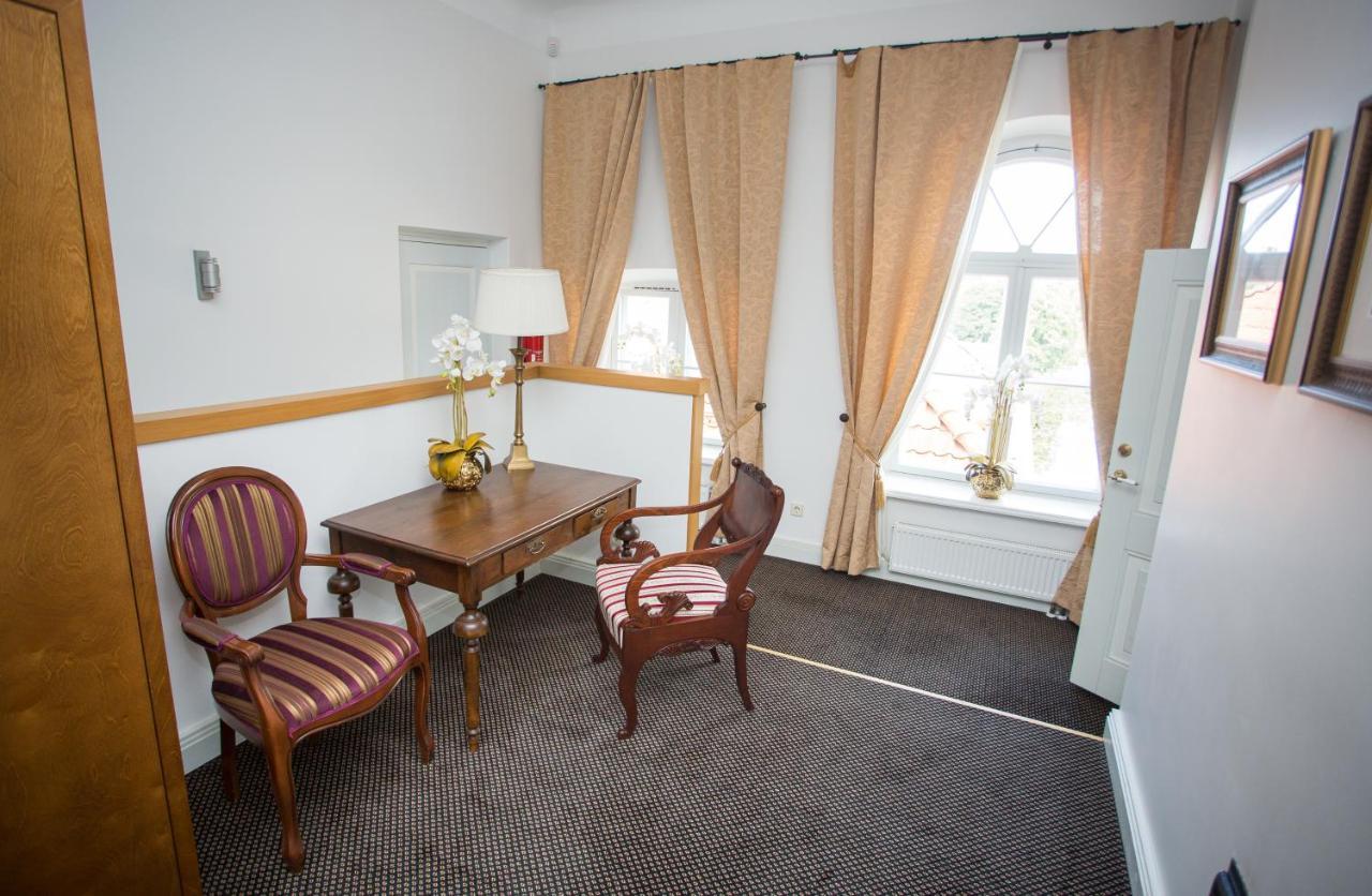 Presidential Suite visit to Sauna Center