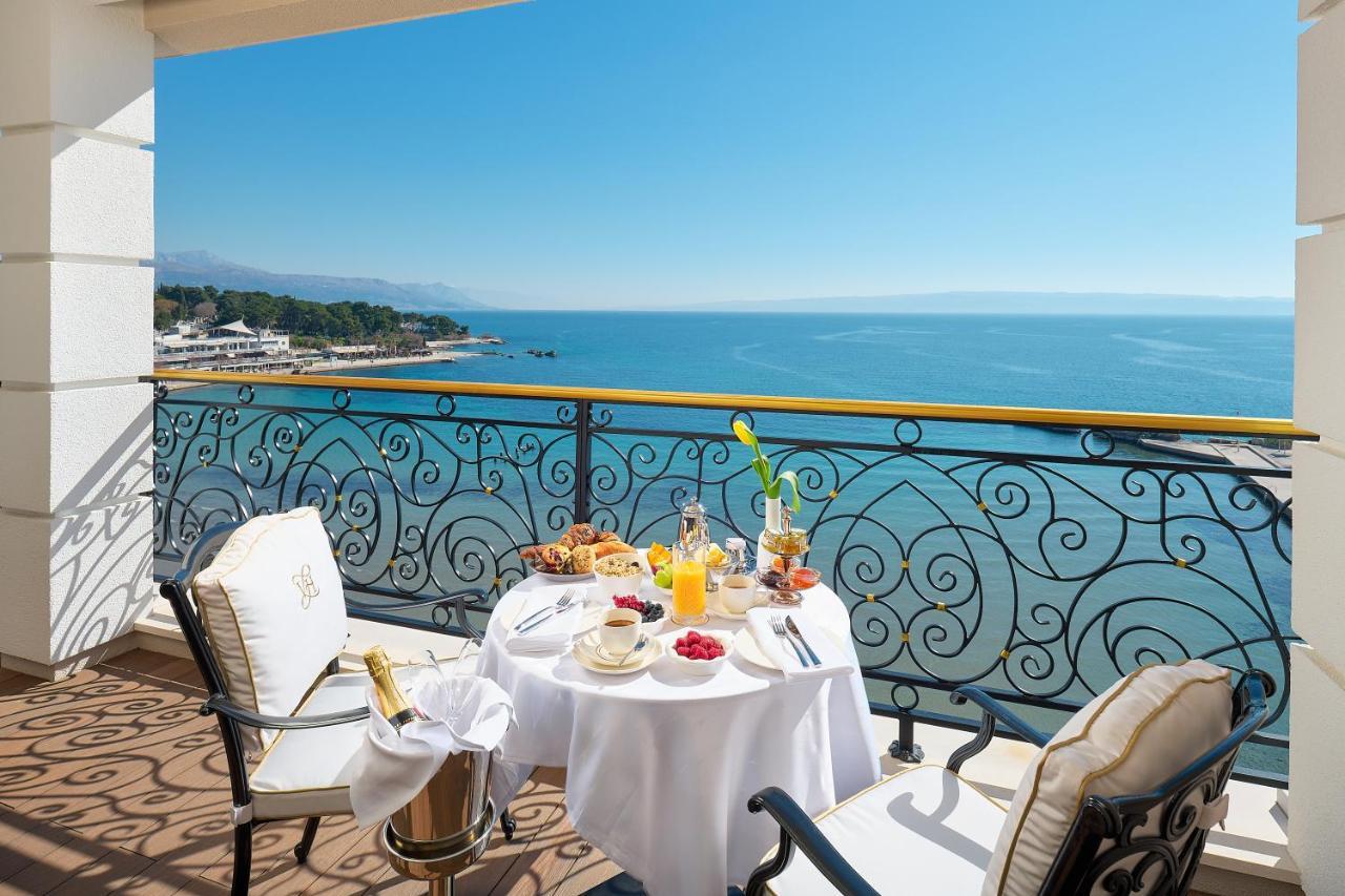 Luxury Suite Sea Front and Outdoor Jacuzzi