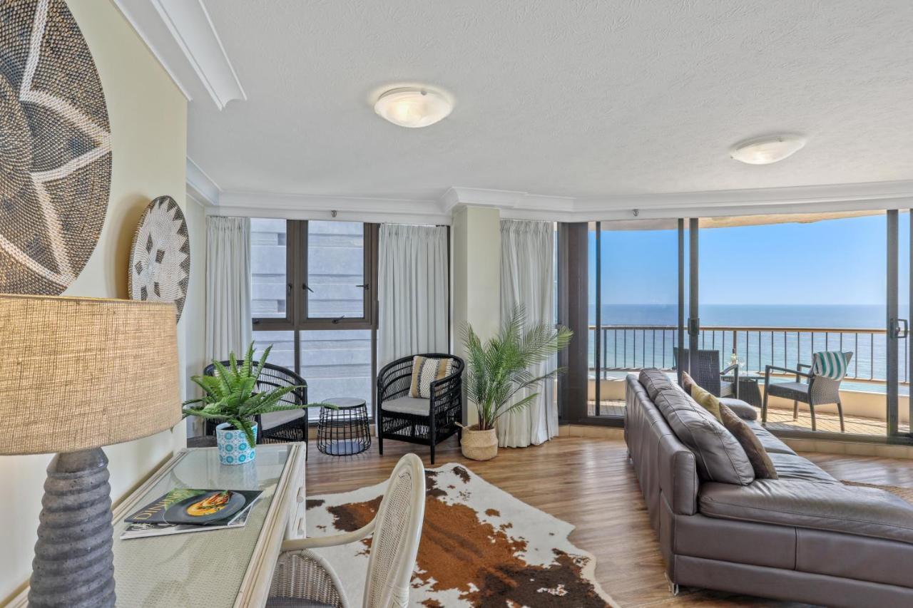 Three-Bedroom Apartment Ocean View