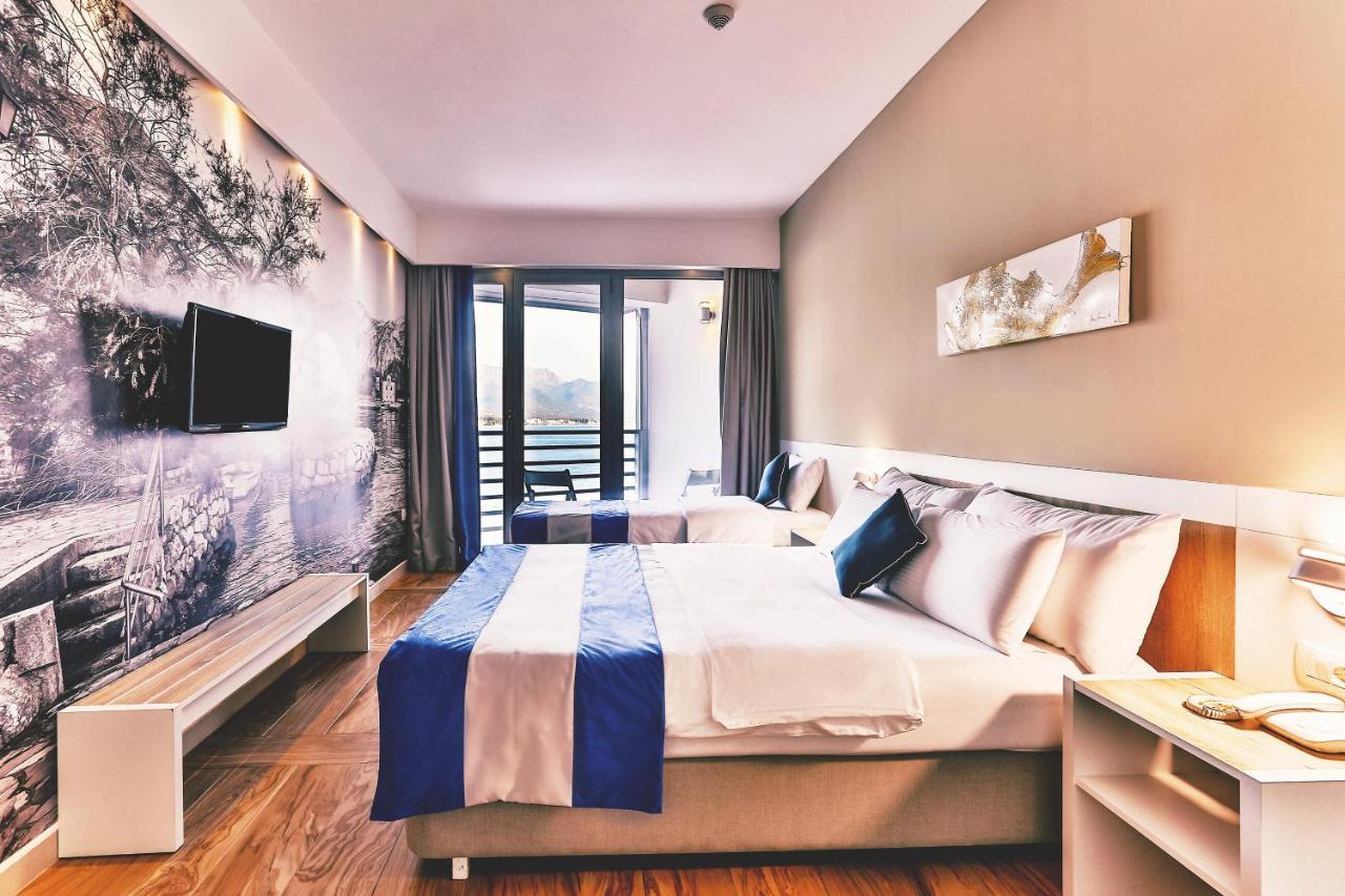 Double Room Balcony Sea View