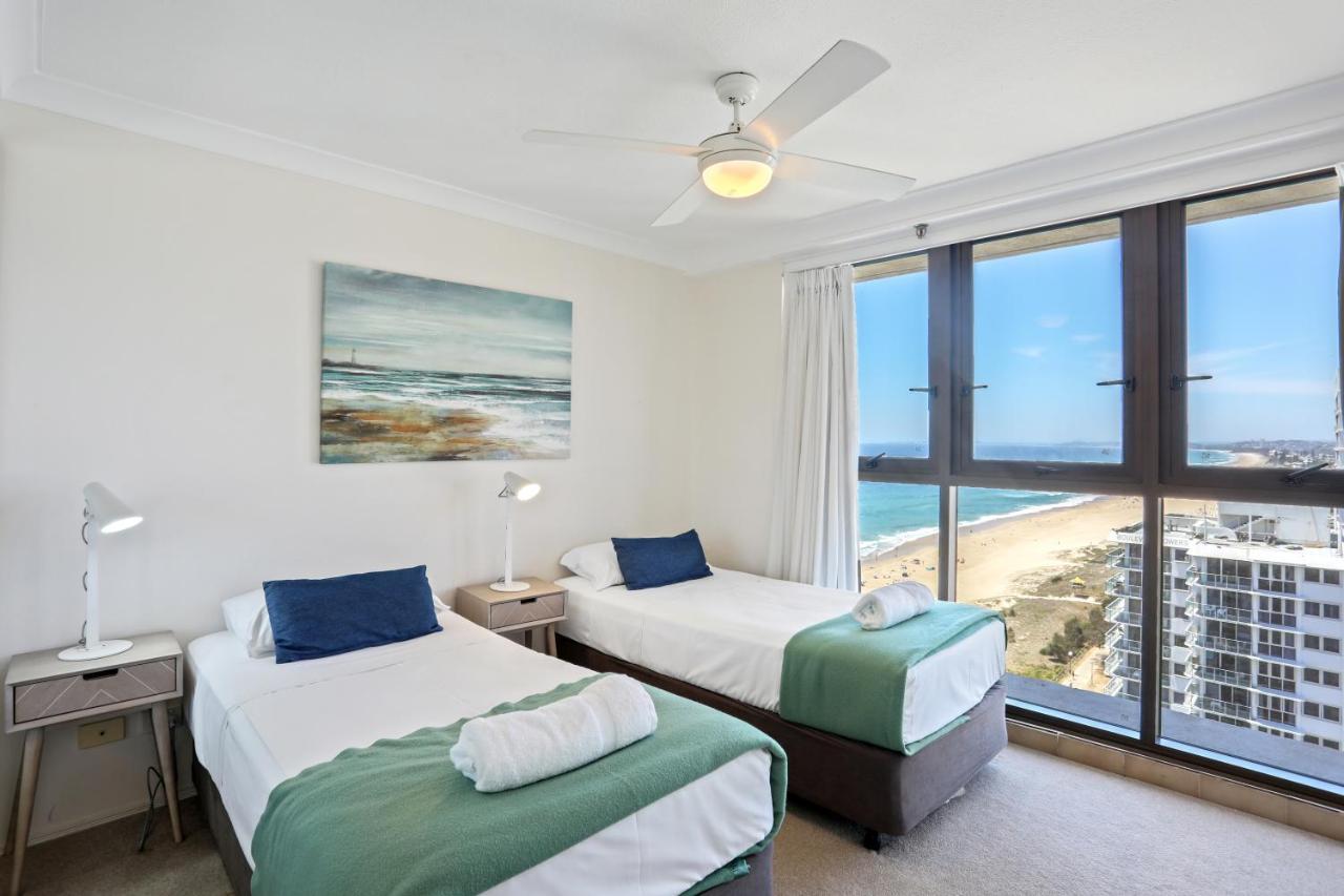 Three-Bedroom Apartment Ocean View