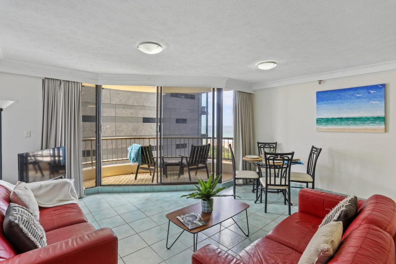 One-Bedroom Apartment Partial Ocean View