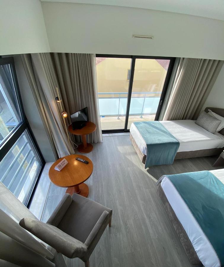 Single Room Balcony