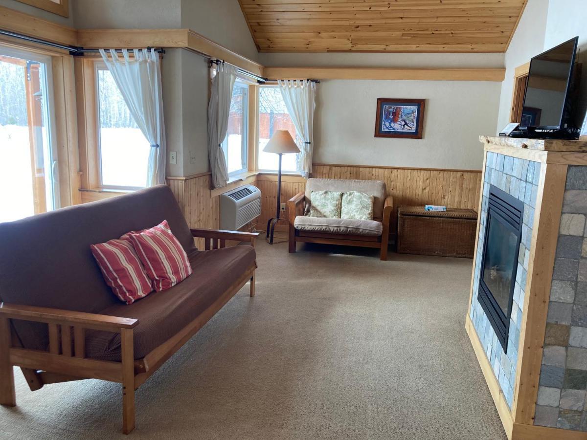 One-Bedroom Chalet