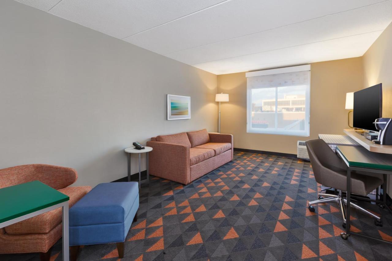 King Suite with Additional Living Area