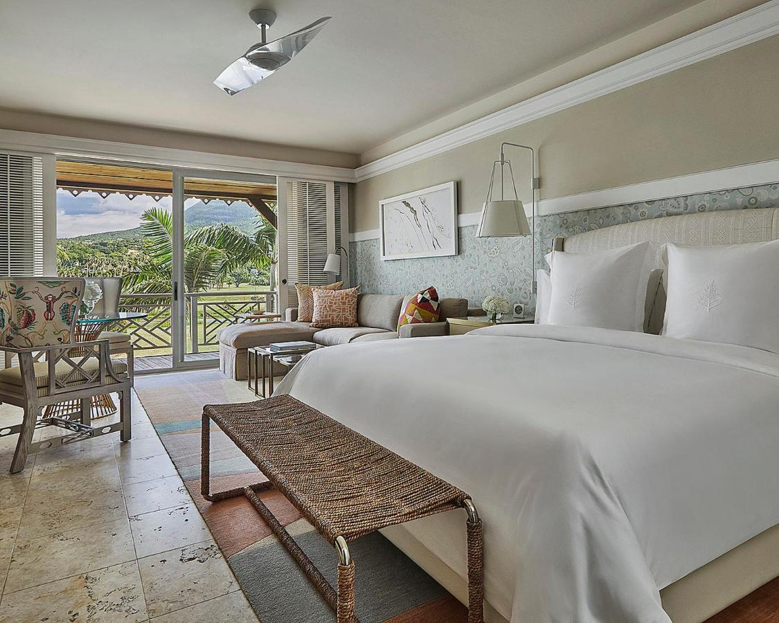 Kamer met Kingsize Bed en Uitzicht op de Berg Nevis