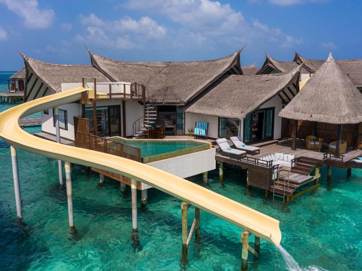 Ocean Pool Suite Slide 