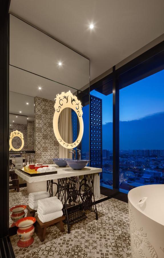 Estándar con baño y vistas - 1 cama extragrande