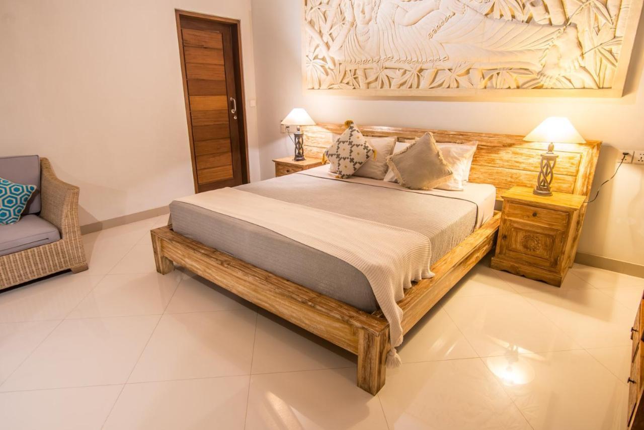 Damar Hideaway Family Room
