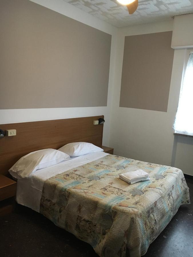 Standard Double Room,1074589978:JPEG