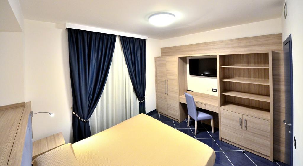 Suite mit Balkon und Meerblick