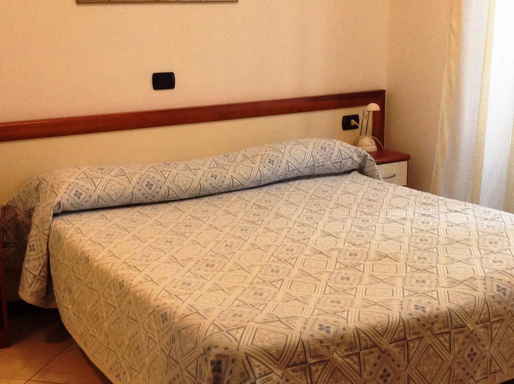 Double or Twin Room,109747128:JPEG