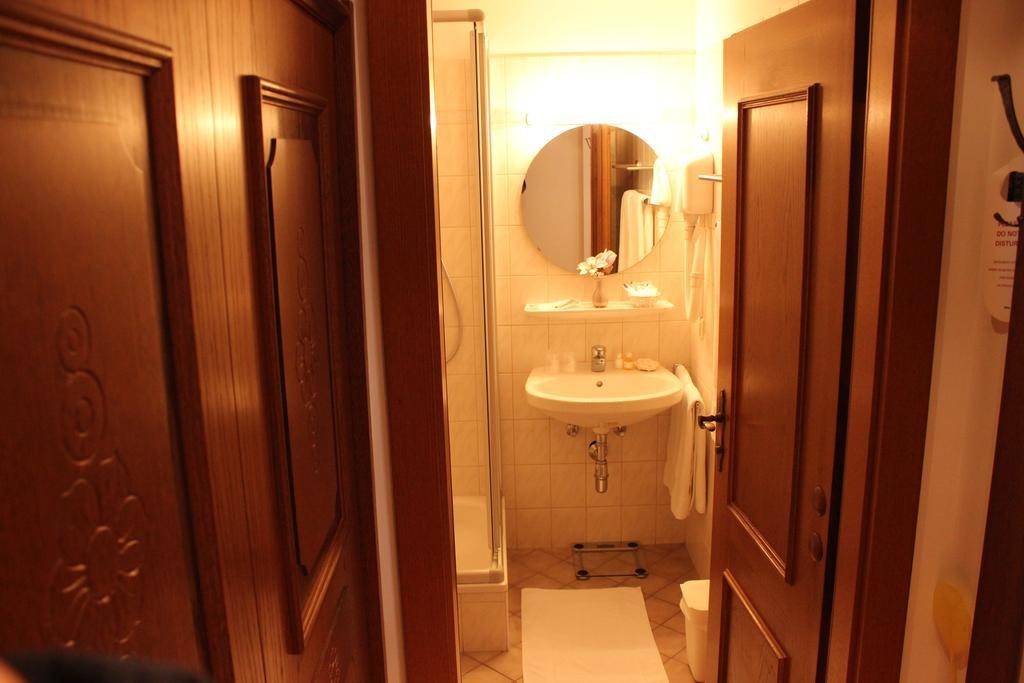 Doppelzimmer 7
