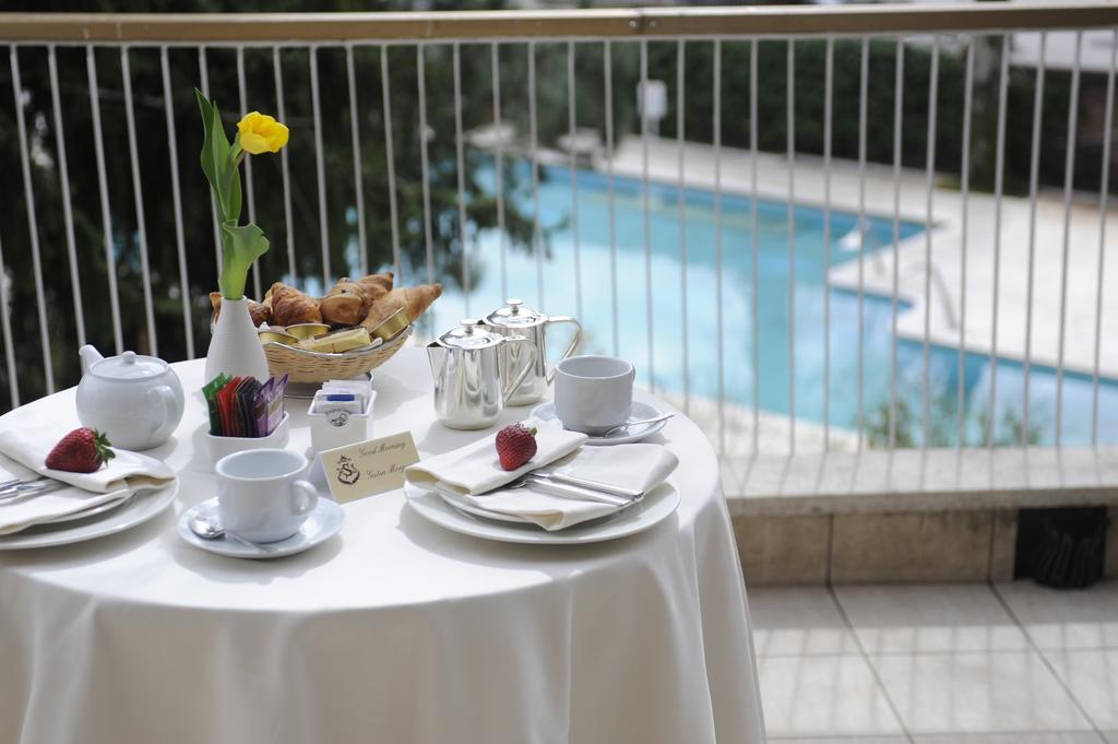 Large Superior Double Room Balcony Garden View Spa Access