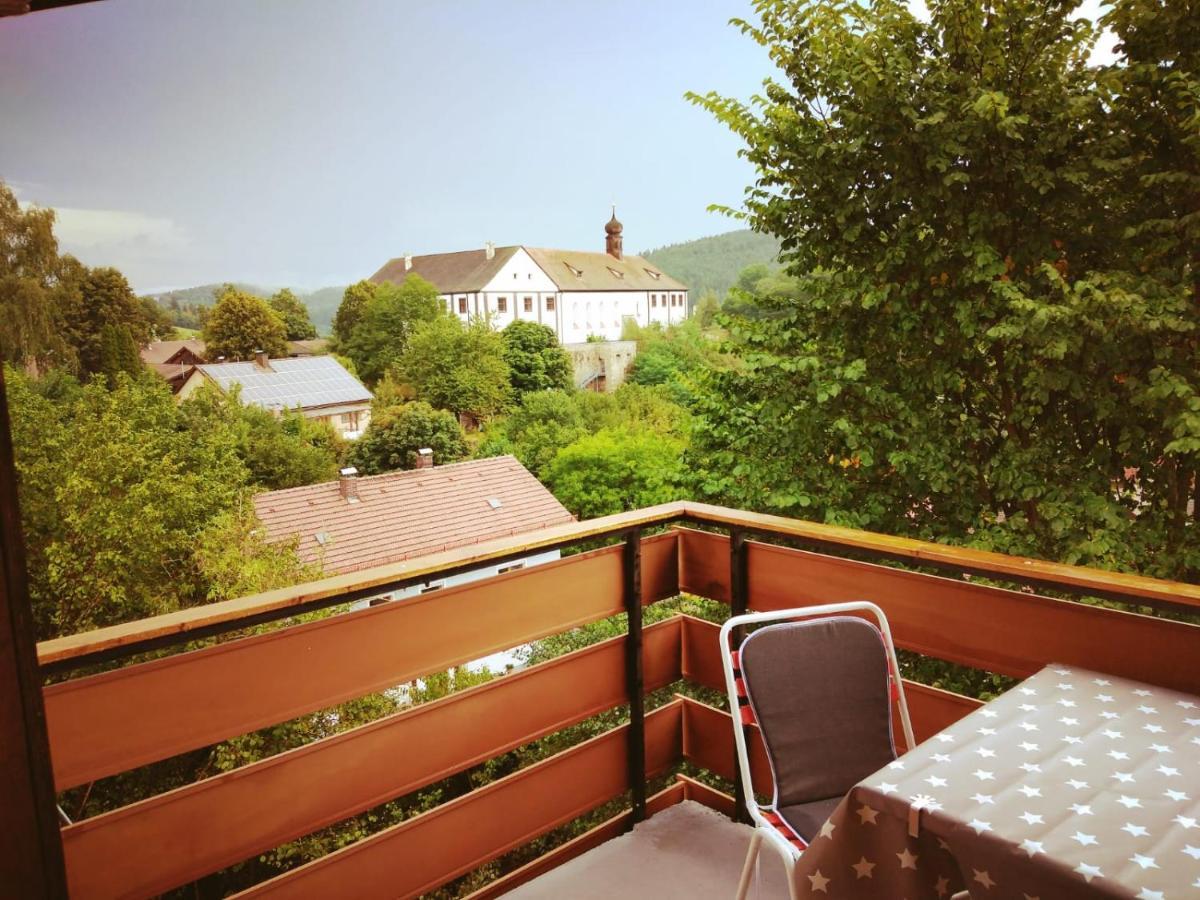 Doppelzimmer mit Balkon