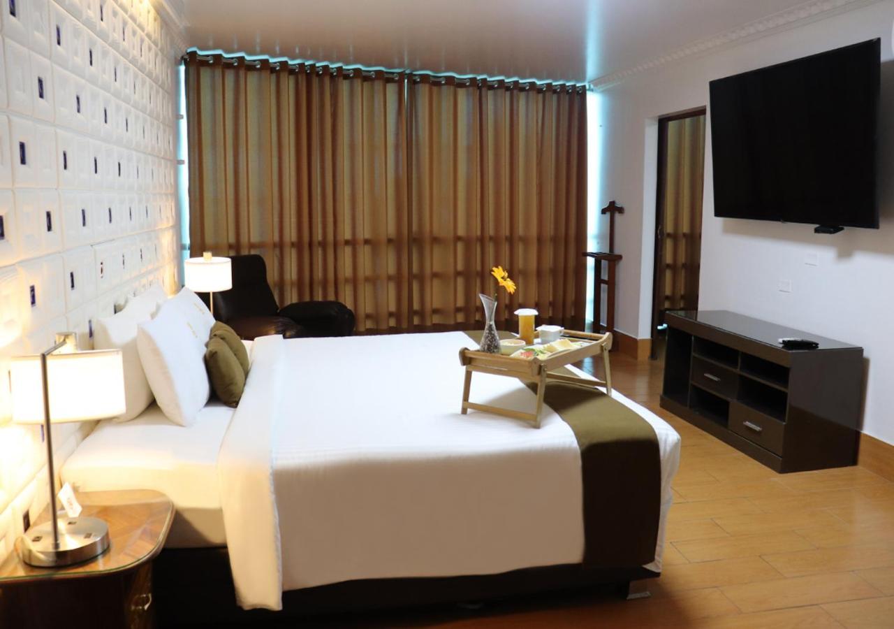 Deluxe Suite