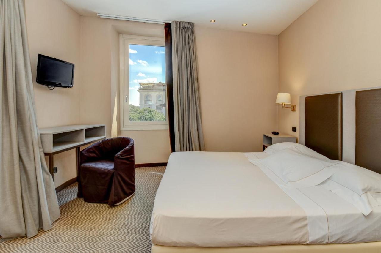 Deluxe Zimmer mit Balkon und Seeblick