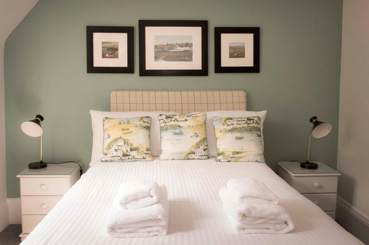 Deluxe Double Room with Shower