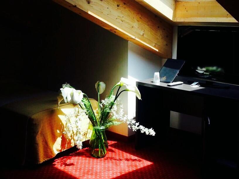 Driepersoonskamer met Badkamer
