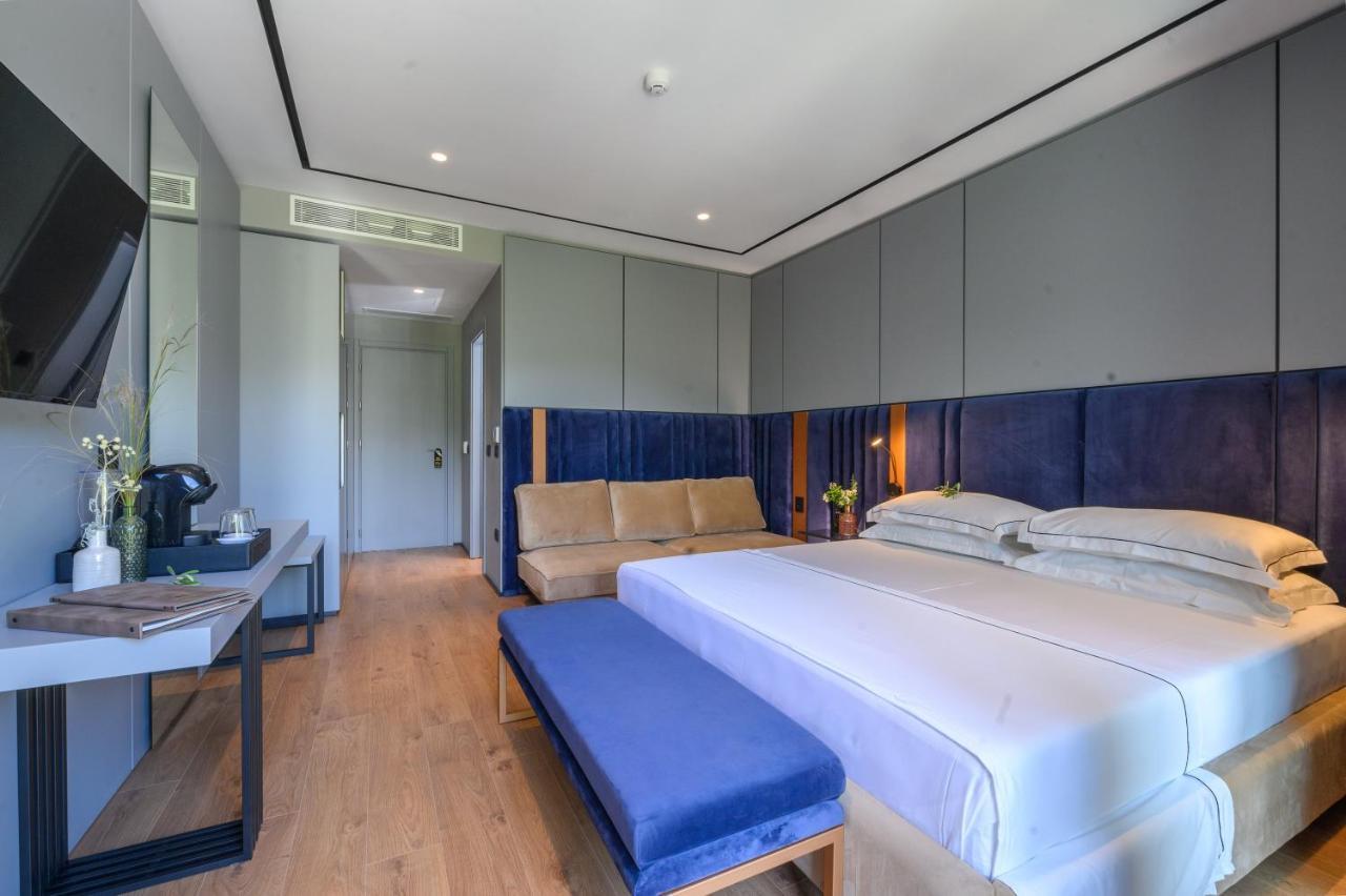 Deluxe Double Room Castle View