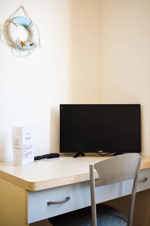 Single Room,1117657839:JPEG